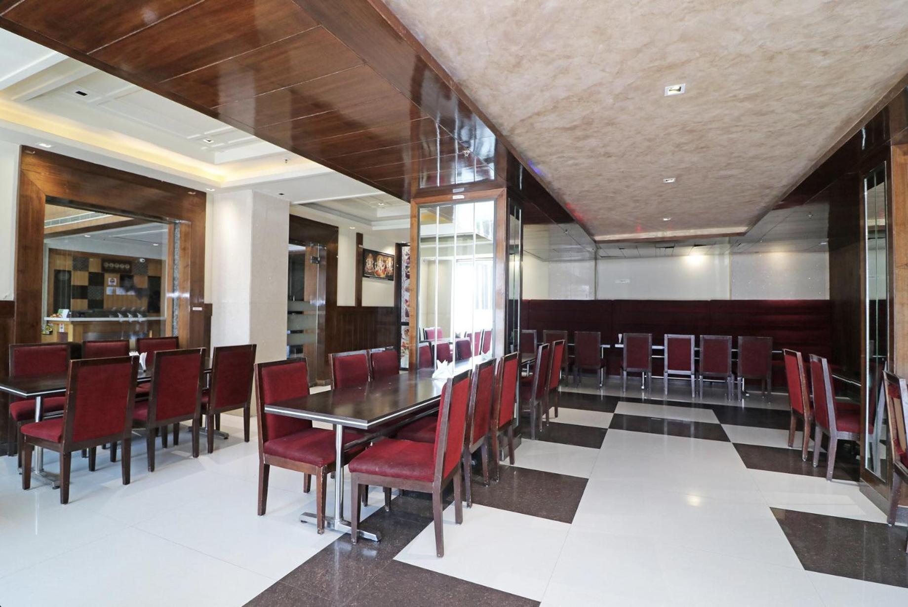 Hotel Lotus Paradise - Banquet & Dining - Near Murthal Sukhdev Rāi Exteriör bild
