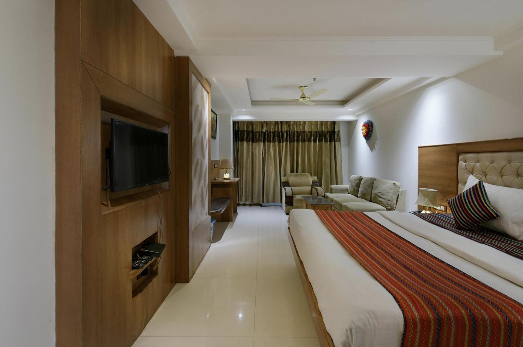 Hotel Lotus Paradise - Banquet & Dining - Near Murthal Sukhdev Rāi Exteriör bild